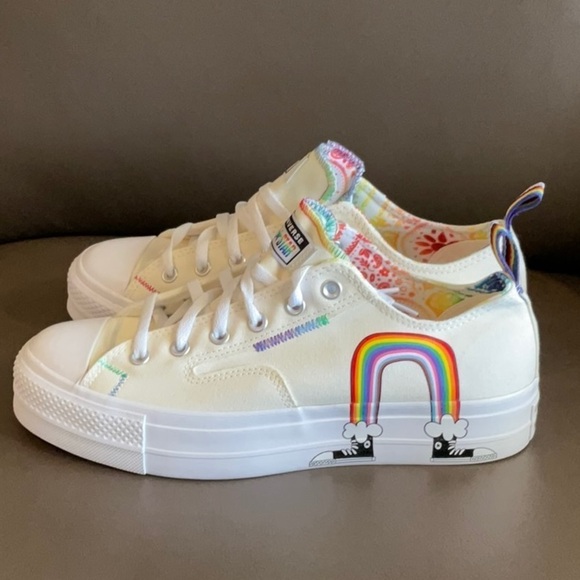 Converse Chuck Taylor All Star Lift Platform Low 'Pride' - Picture 1 of 11